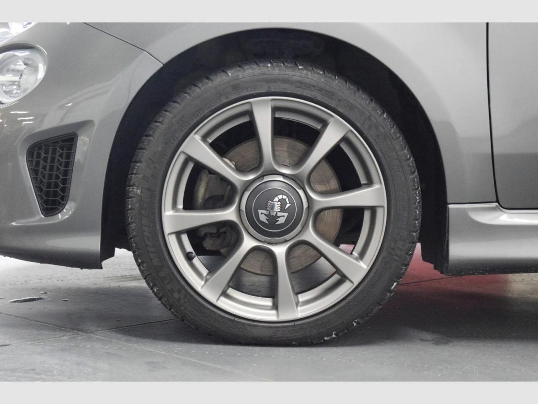 Abarth 500 1.4 16v T-JET 145CV 595 C 19