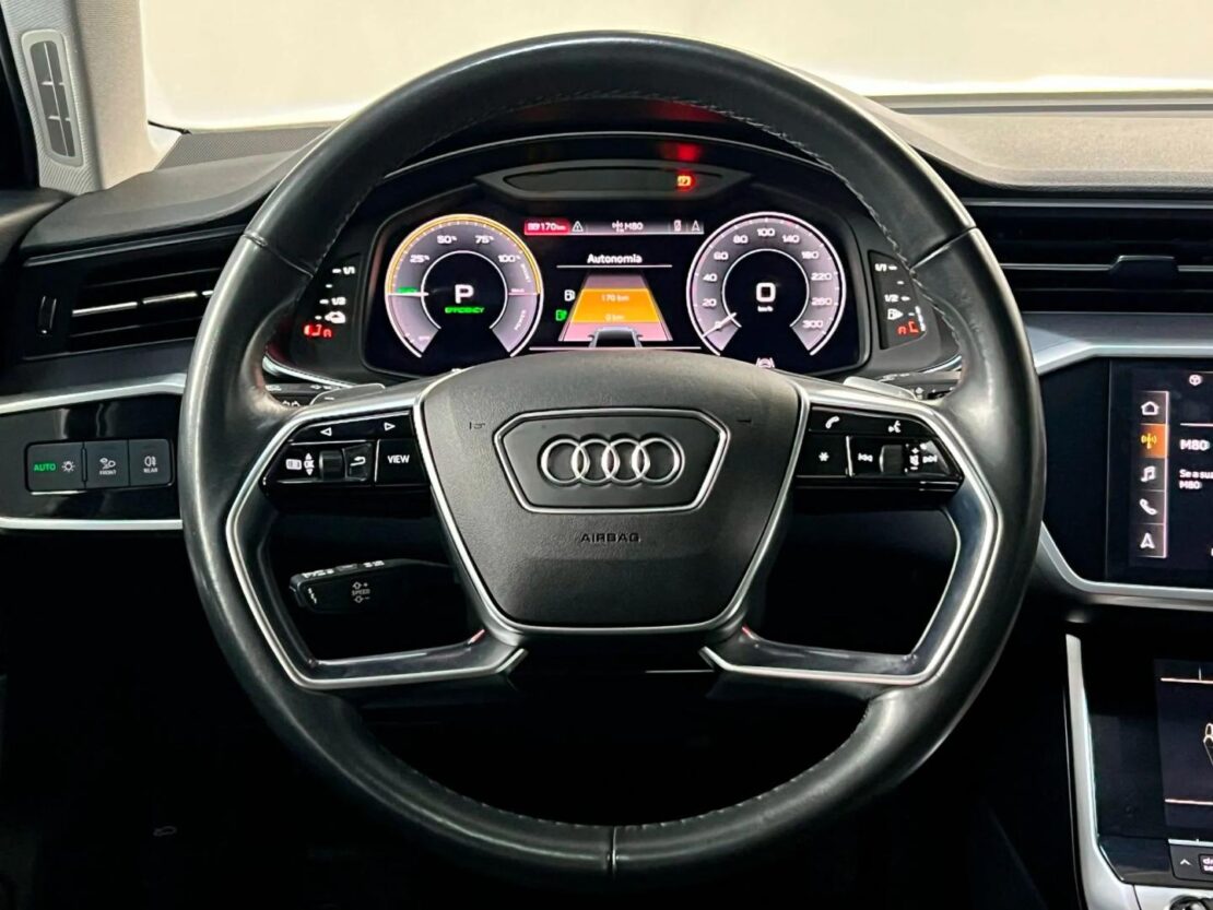 Audi A6 50 TFSIe quattro S tronic Avant 10