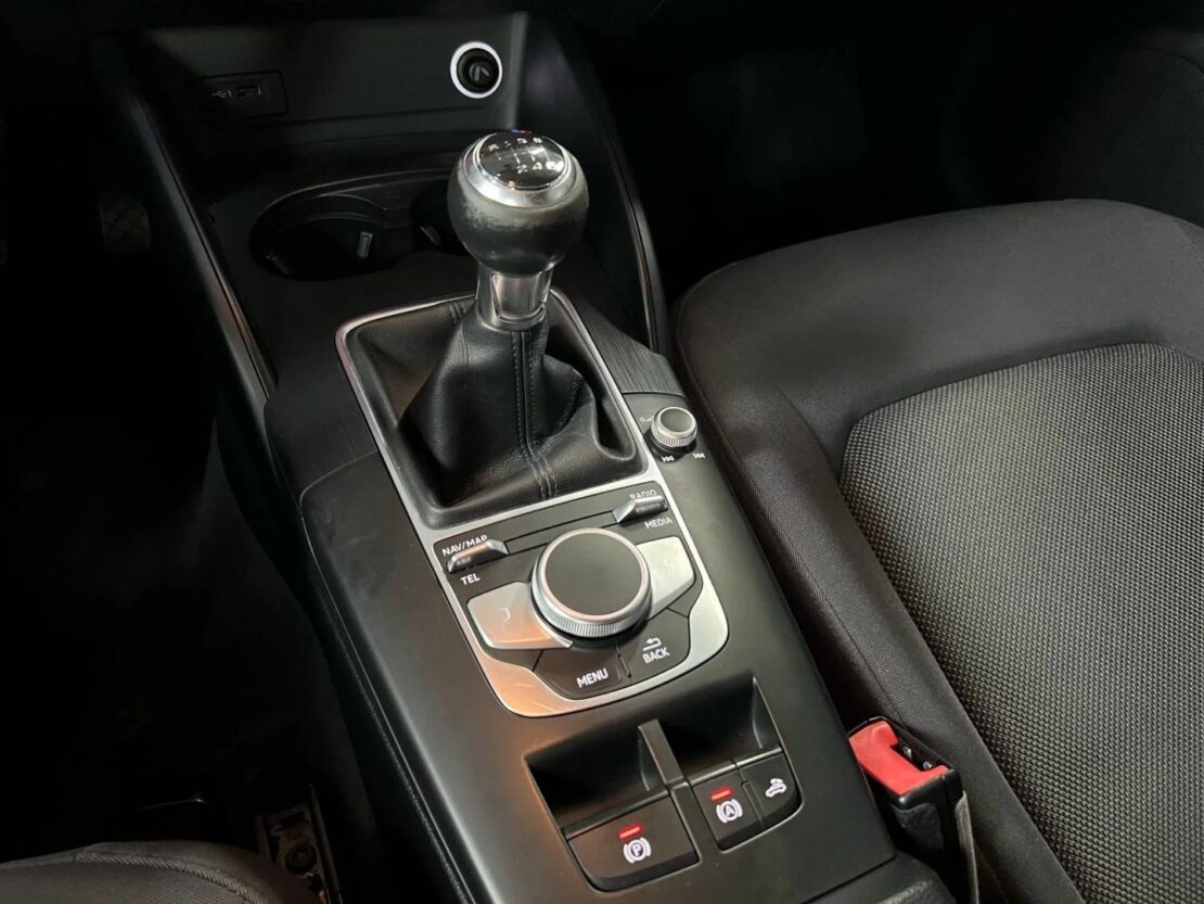 Audi A3 1.6 TDI 116cv Design 20
