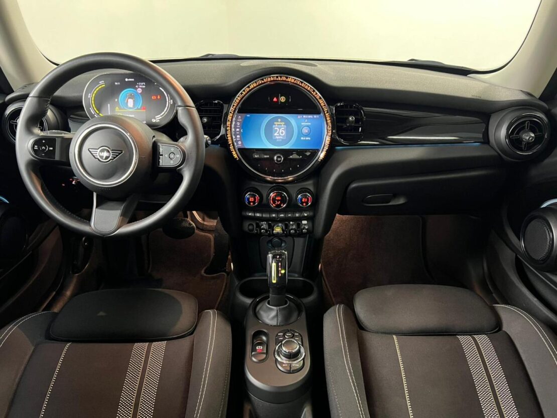 Mini Mini Cooper SE 7