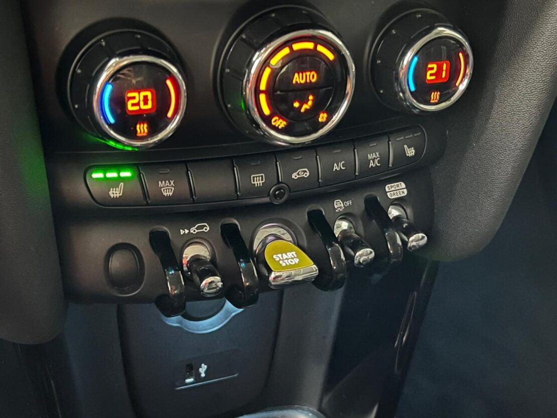 Mini Mini Cooper SE 17