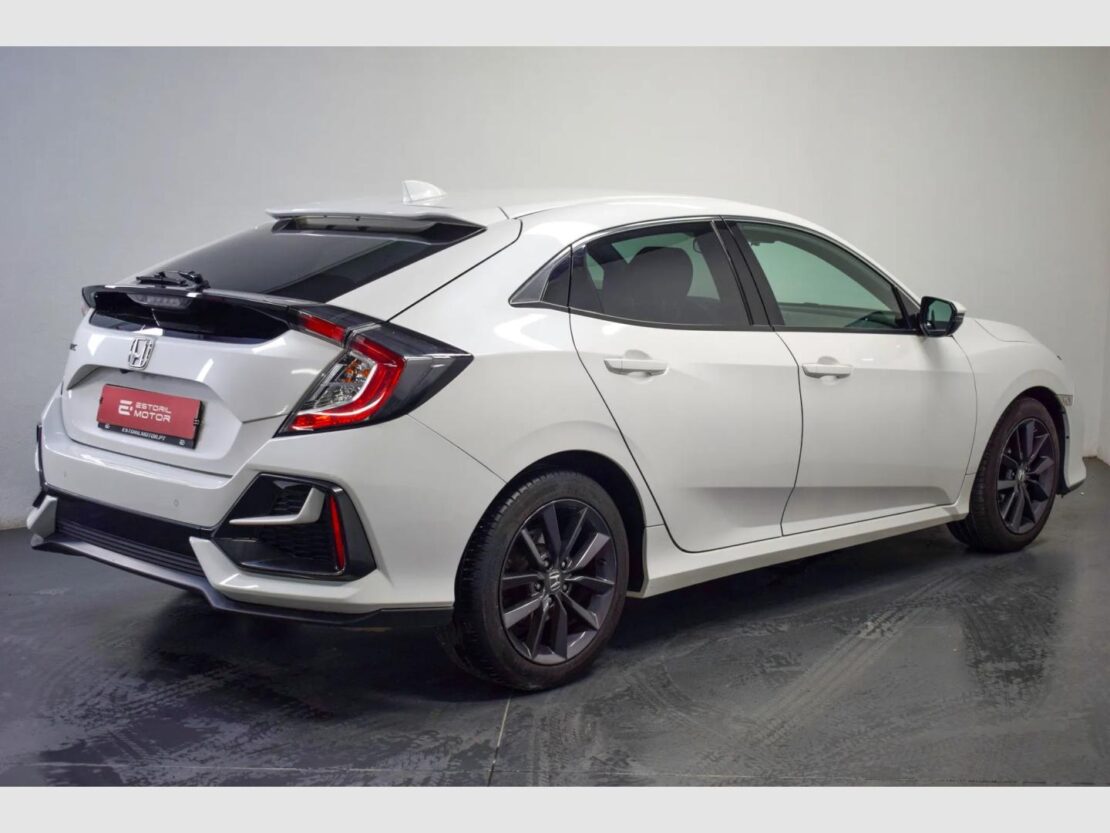 Honda Civic 1.0 i-VTEC TURBO CVT ELEGANCE NAVI 3