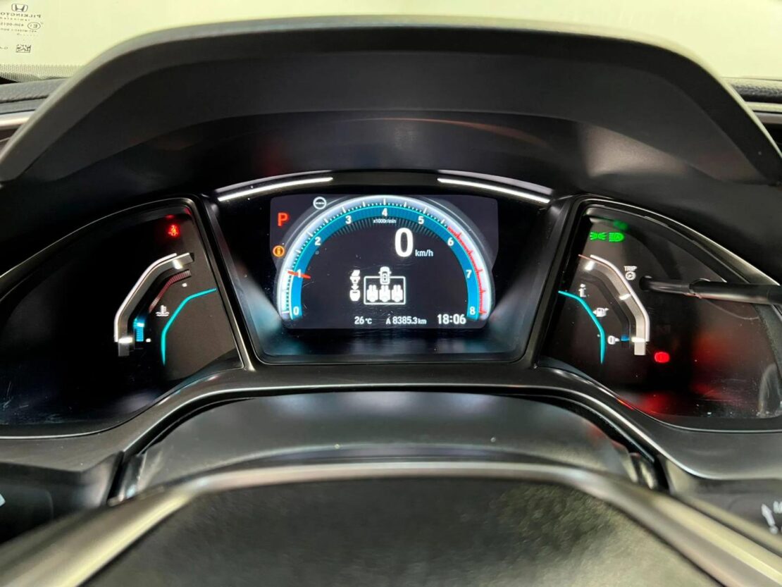 Honda Civic 1.0 i-VTEC TURBO CVT ELEGANCE NAVI 9