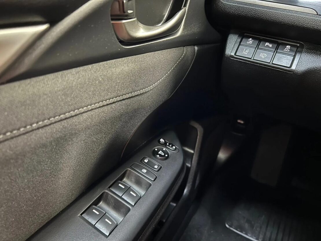 Honda Civic 1.0 i-VTEC TURBO CVT ELEGANCE NAVI 15