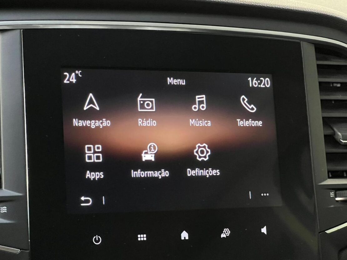 Renault Megane 1.6 E-Tech Híbrido Plug-In 160 Limited ST 15