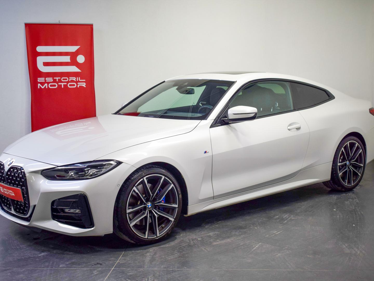 BMW Serie 4 420i Auto Pack M Desportiva