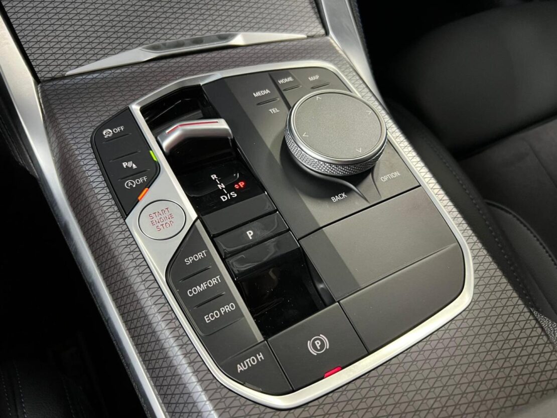 BMW Serie 4 420i Auto Pack M Desportiva 18