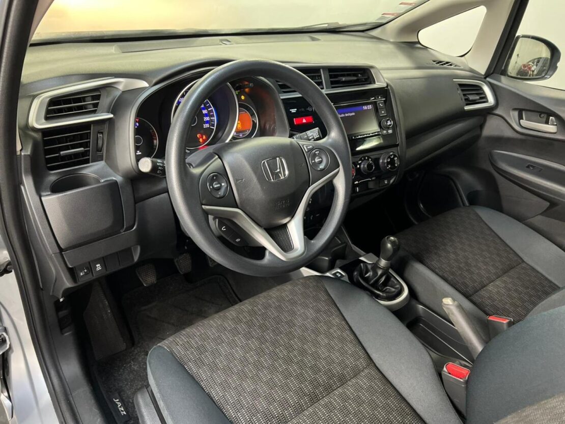 Honda Jazz 1.3 i-VTEC COMFORT 5