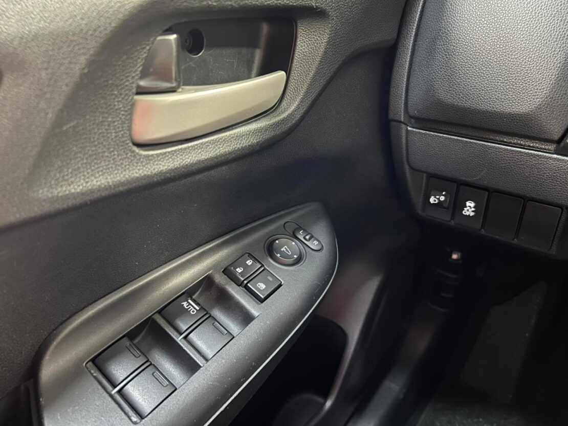 Honda Jazz 1.3 i-VTEC COMFORT 13