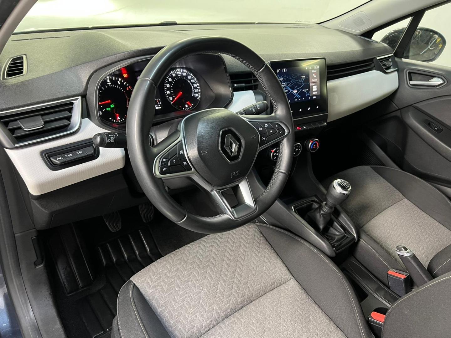 Renault Clio TCe 90 Limited (imagem 23) Renault Clio TCe 90 Limited (imagem 23)