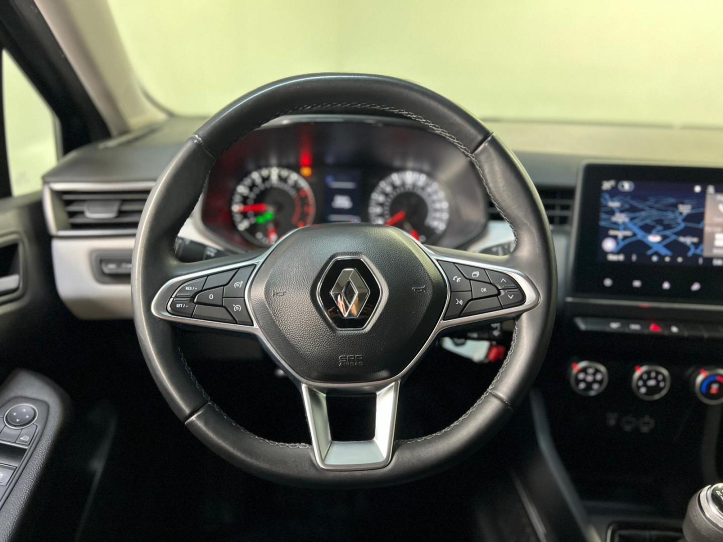 Renault Clio TCe 90 Limited (imagem 27) Renault Clio TCe 90 Limited (imagem 27)