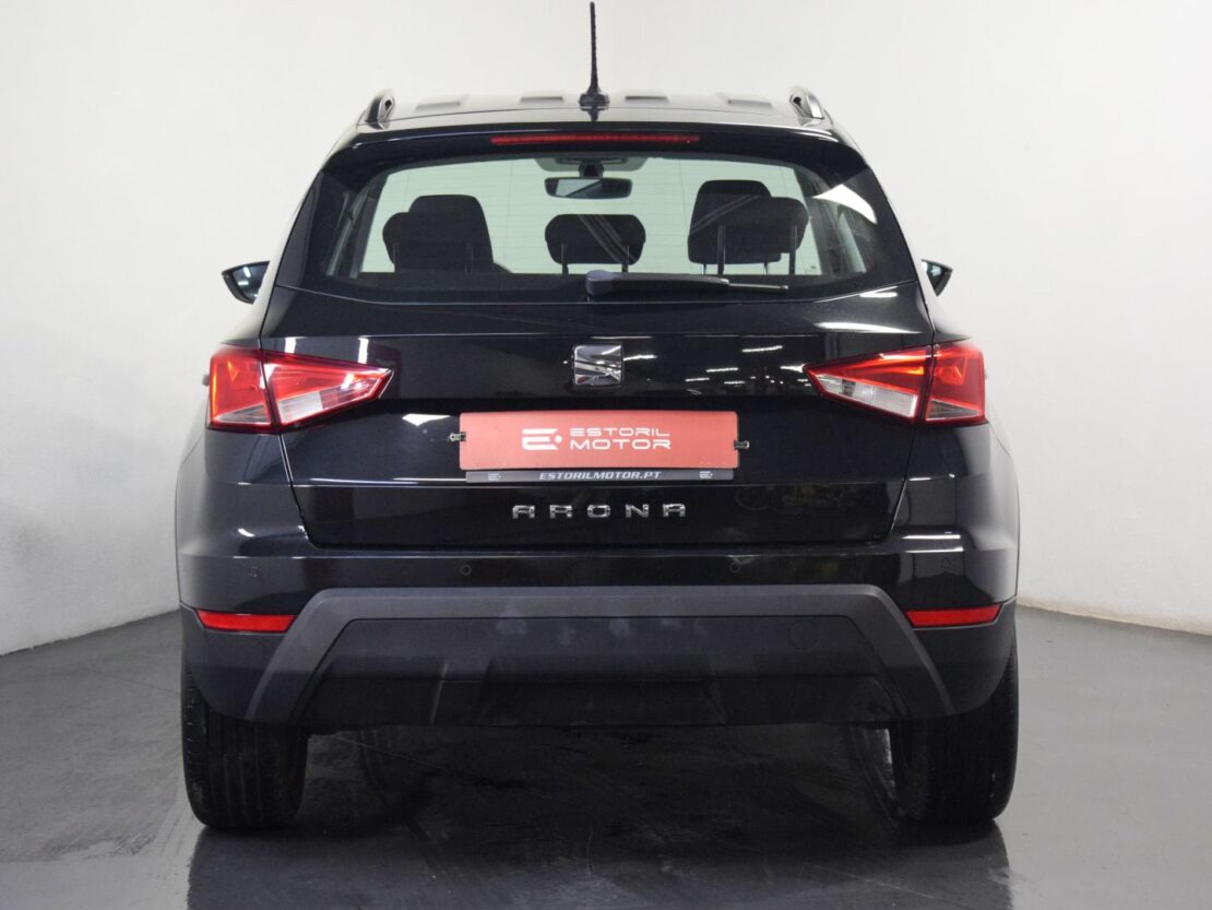 SEAT Arona 1.0 TSI STYLE DSG 7v 4 SEAT Arona 1.0 TSI STYLE DSG 7v 4