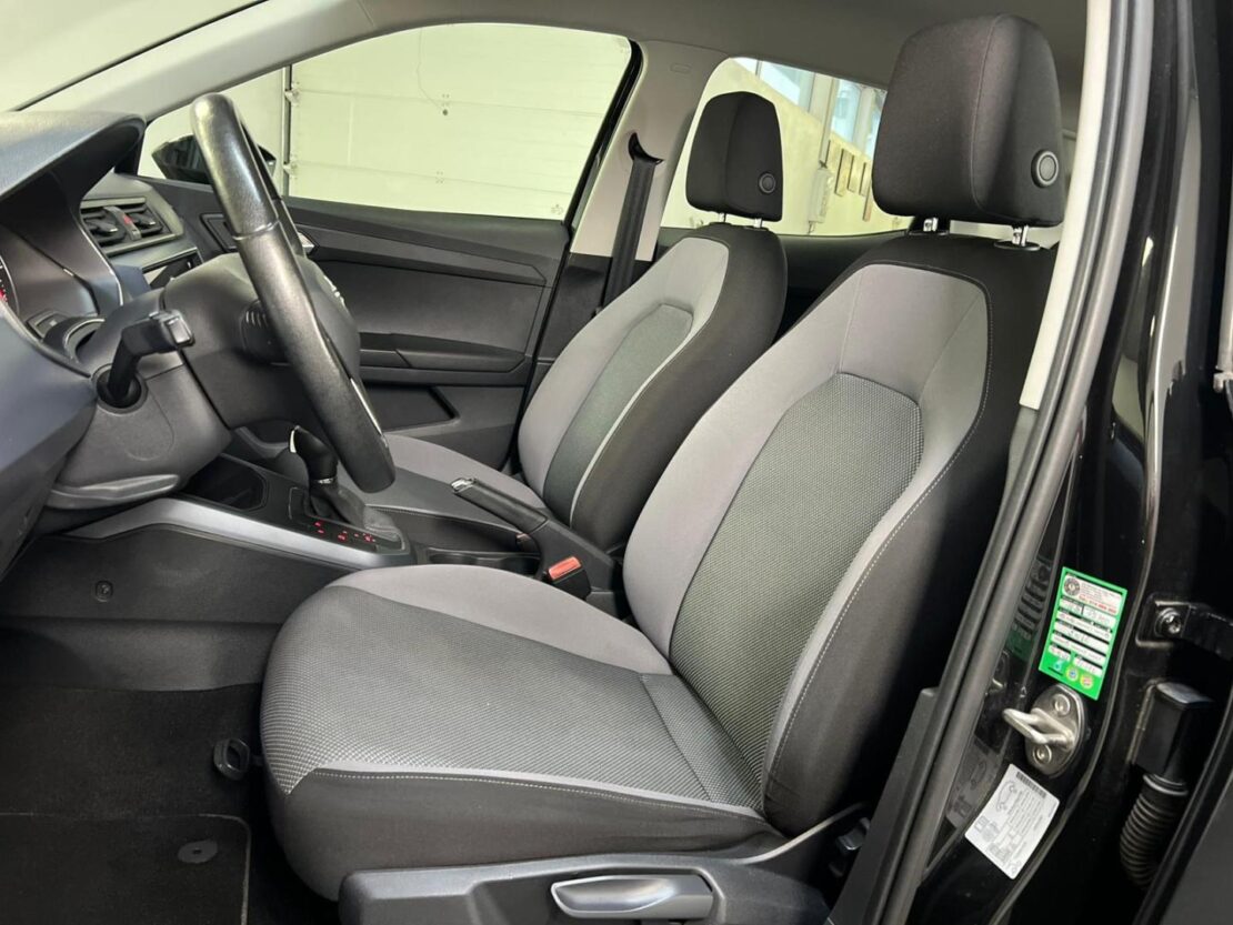 SEAT Arona 1.0 TSI STYLE DSG 7v 6 SEAT Arona 1.0 TSI STYLE DSG 7v 6