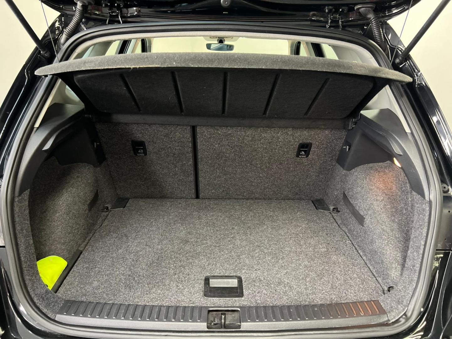 SEAT Arona 1.0 TSI STYLE DSG 7v (imagem 37) SEAT Arona 1.0 TSI STYLE DSG 7v (imagem 37)