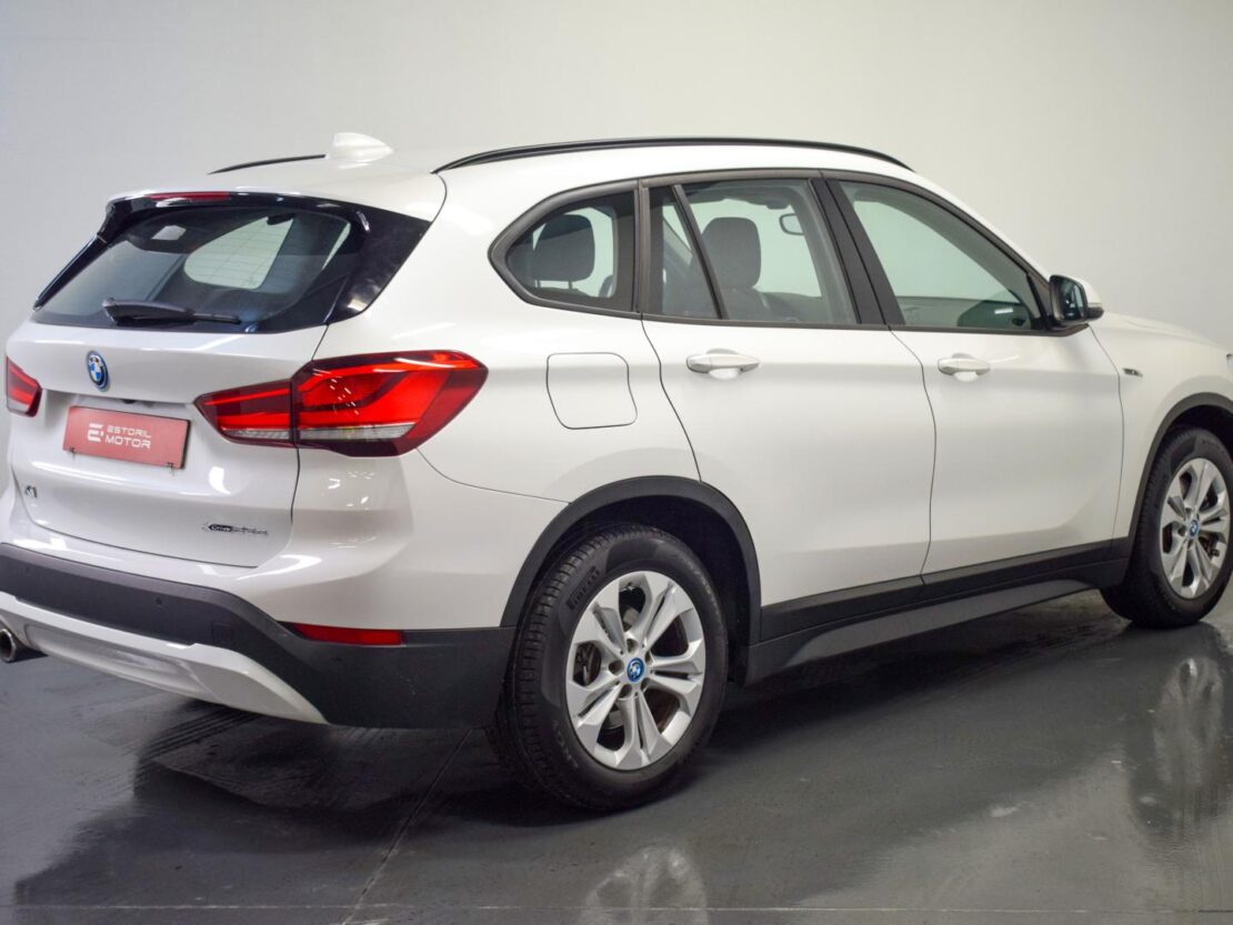 BMW X1 xDrive25e 3