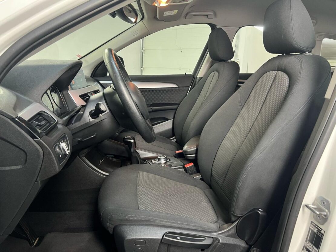 BMW X1 xDrive25e 6