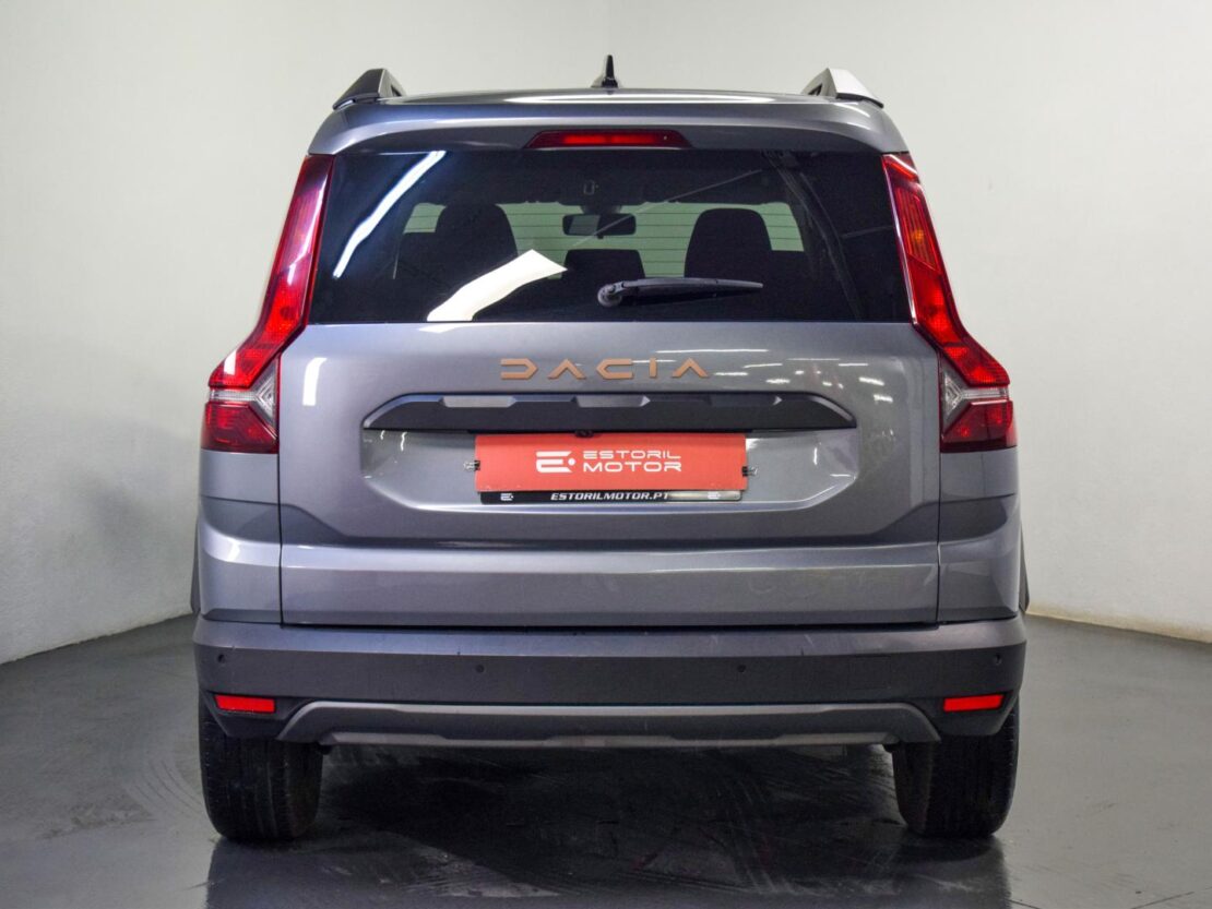 Dacia Jogger ECO-G 100 Bi-Fuel Essential 7 lugares 4
