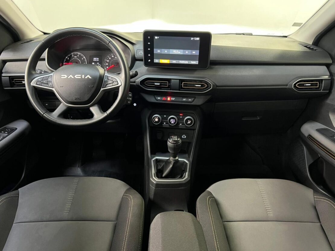 Dacia Jogger ECO-G 100 Bi-Fuel Essential 7 lugares 9