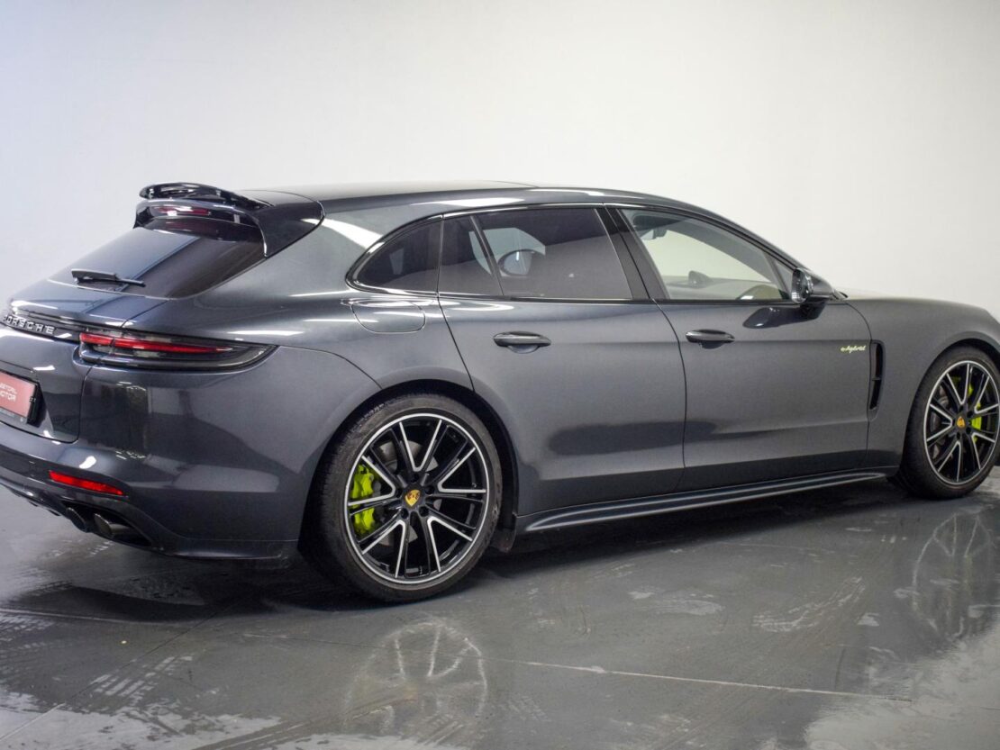 Porsche Panamera 2.9 4 E-Hybrid Sport Turismo 3 Porsche Panamera 2.9 4 E-Hybrid Sport Turismo 3