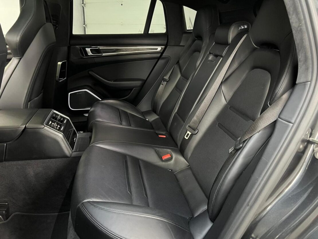 Porsche Panamera 2.9 4 E-Hybrid Sport Turismo 7 Porsche Panamera 2.9 4 E-Hybrid Sport Turismo 7