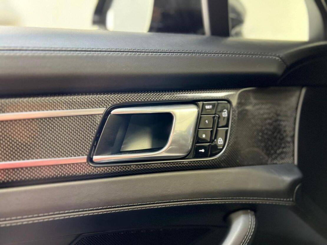 Porsche Panamera 2.9 4 E-Hybrid Sport Turismo 19 Porsche Panamera 2.9 4 E-Hybrid Sport Turismo 19