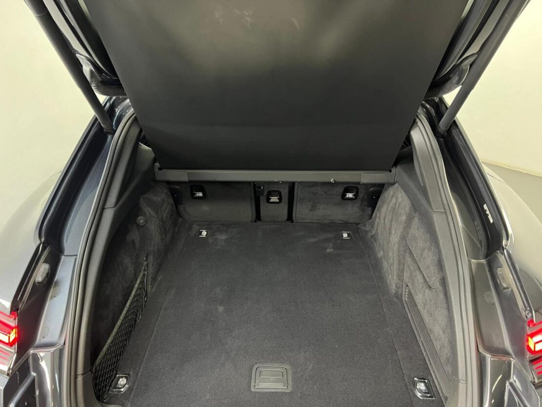 Porsche Panamera 2.9 4 E-Hybrid Sport Turismo 26 Porsche Panamera 2.9 4 E-Hybrid Sport Turismo 26