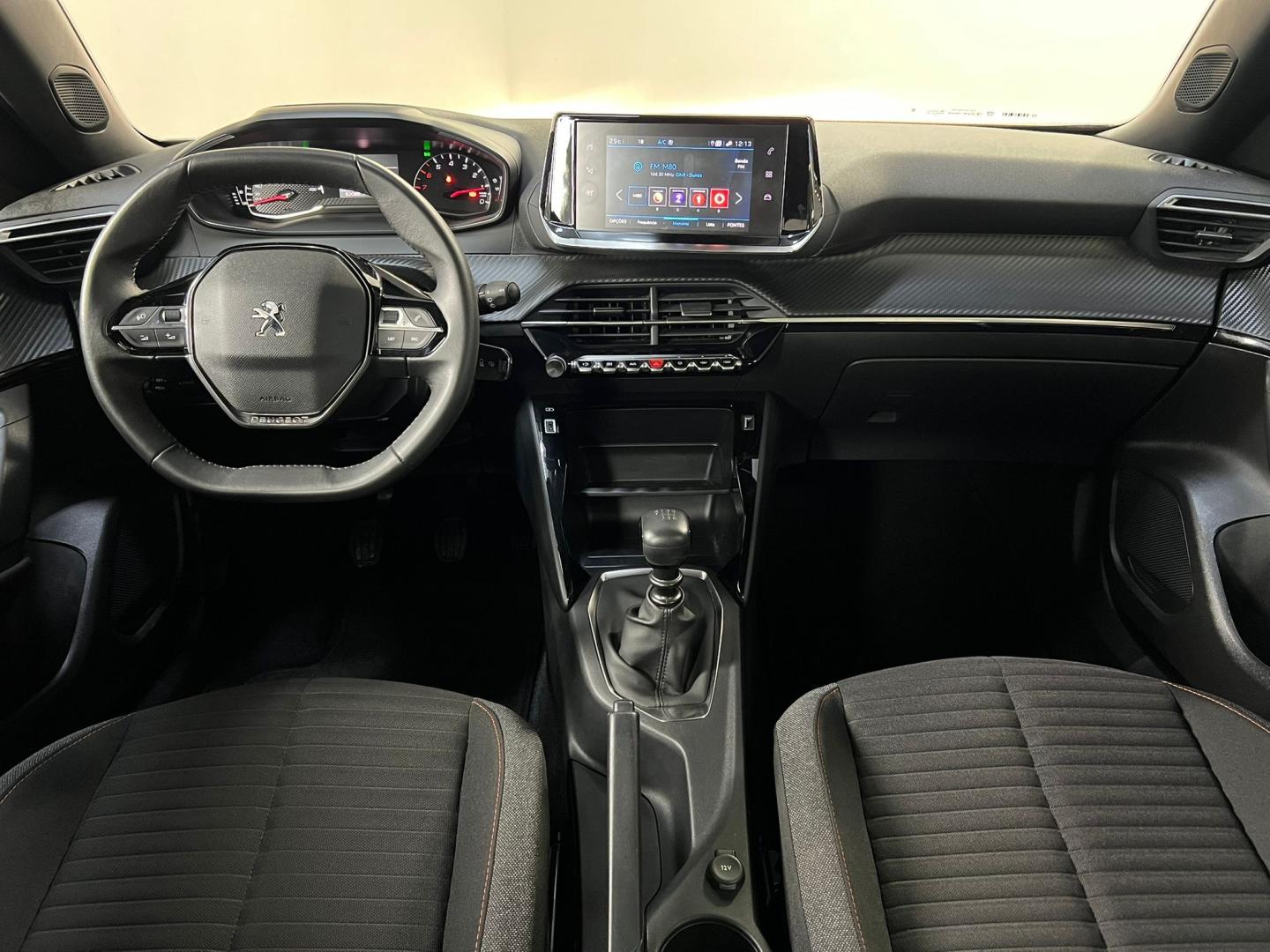 Peugeot 2008 1.2 PureTech 100cv Active Pack (imagem 29) Peugeot 2008 1.2 PureTech 100cv Active Pack (imagem 29)