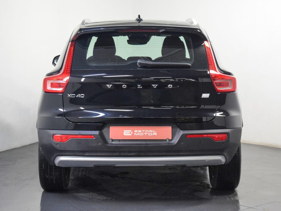 Volvo XC40 1.5 T4 211 PHEV Inscription 4