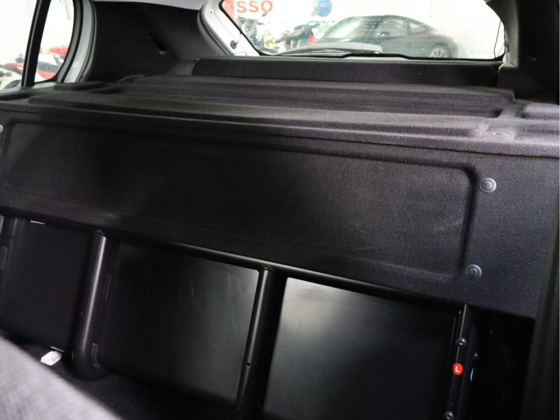 Peugeot 208 Active Business Versão Eléctrica 15