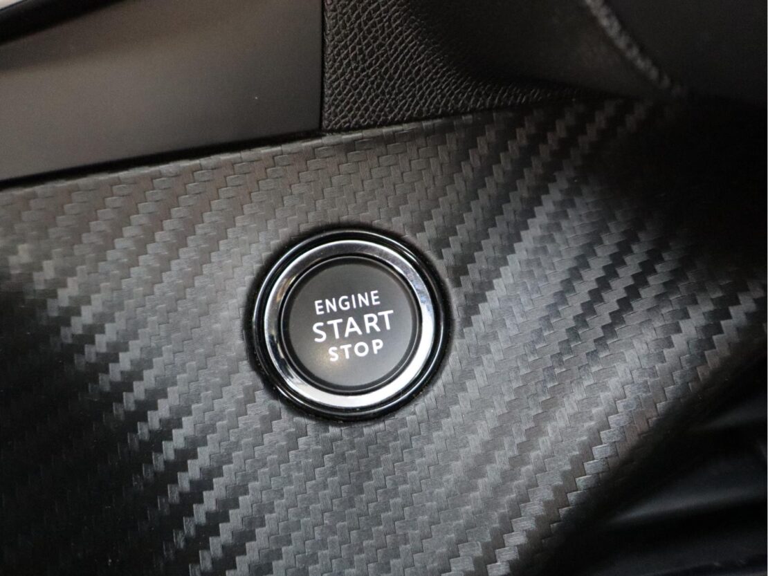 Peugeot 208 Active Business Versão Eléctrica 19