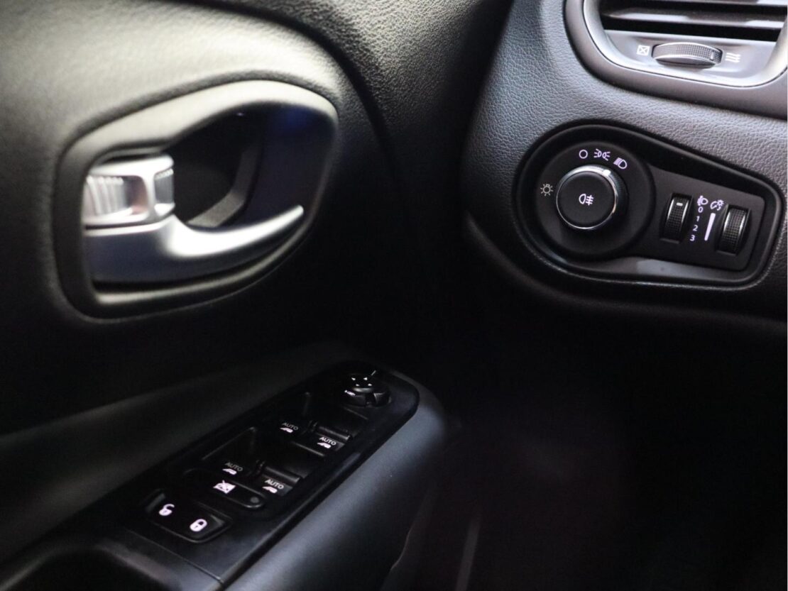 Jeep Renegade 1.6 MJD Longitude 17