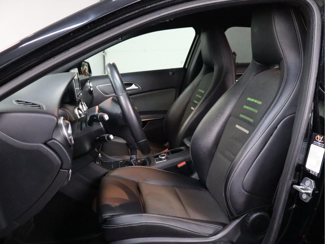 Mercedes Benz Classe A 160 d Urban 6