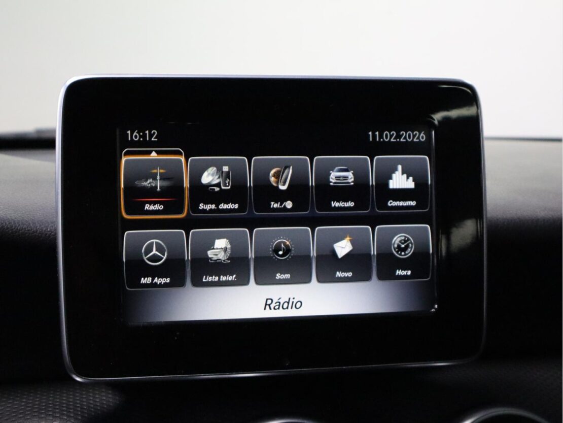 Mercedes Benz Classe A 160 d Urban 13
