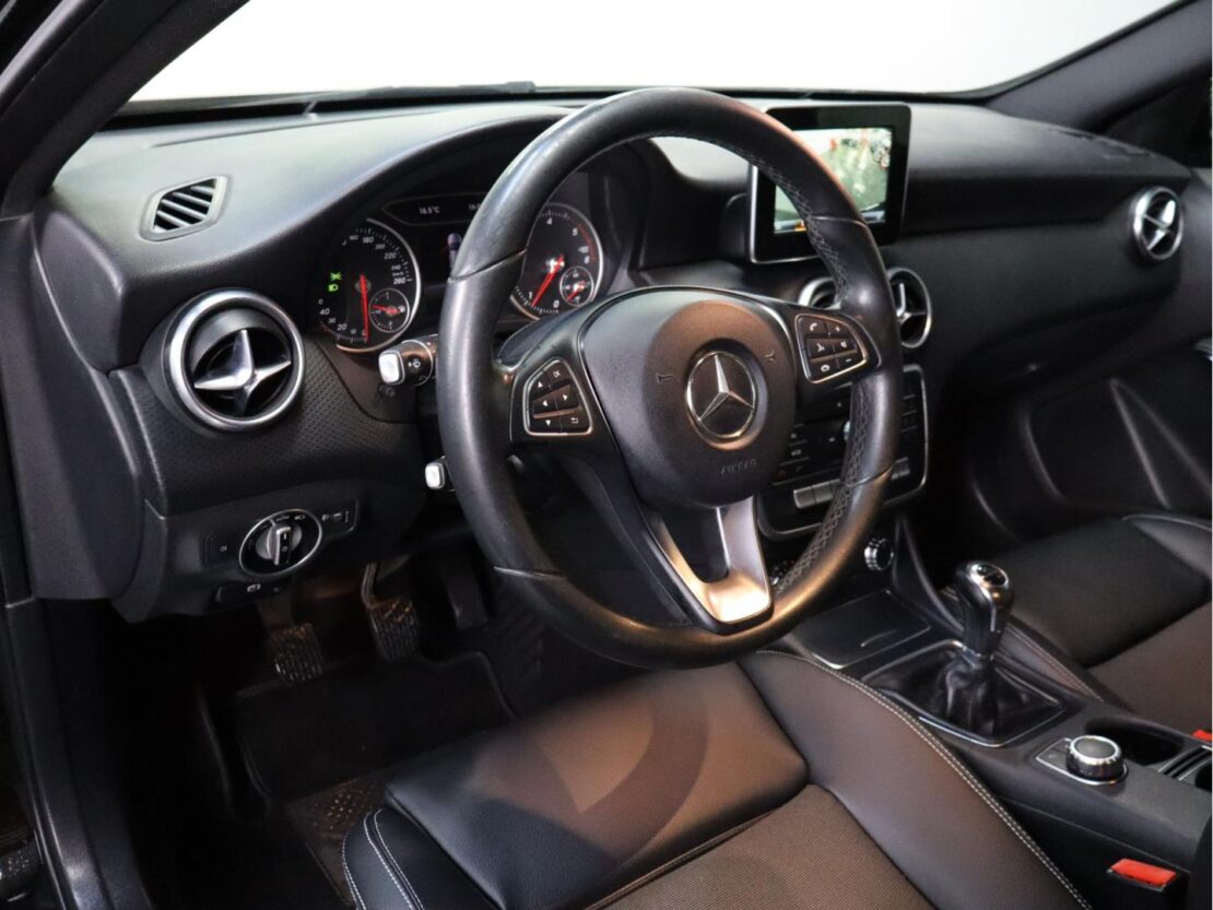 Mercedes Benz Classe A 160 d Urban 5