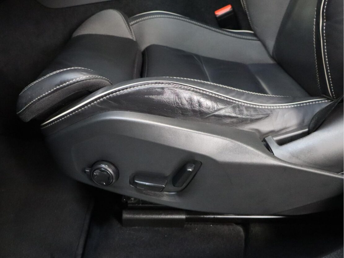 Volvo XC60 2.0 T6 PHEV Black Edition AWD 7