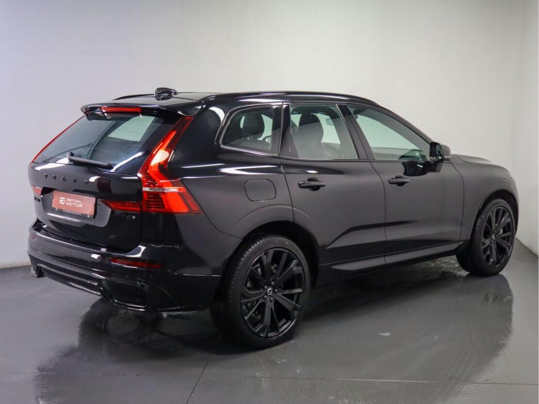 Volvo XC60 2.0 T6 PHEV Black Edition AWD 3