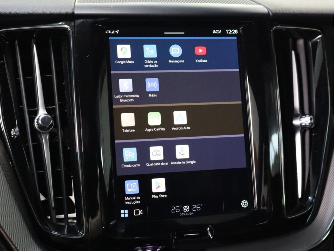 Volvo XC60 2.0 T6 PHEV Black Edition AWD 15