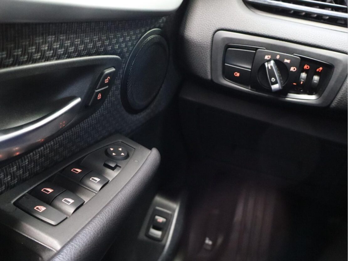 BMW Serie 2 Gran Tourer 216 d 7L Advantage Auto 18