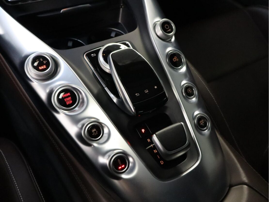 Mercedes Benz AMG-GT S 14