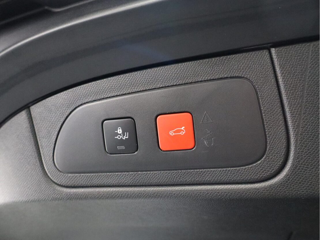 DS DS 7 Crossback E-Tense Performance Line EAT8 26