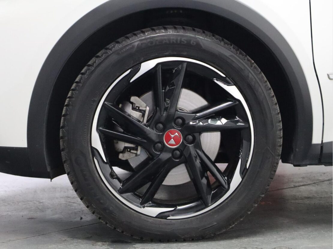 DS DS 7 Crossback E-Tense Performance Line EAT8 28