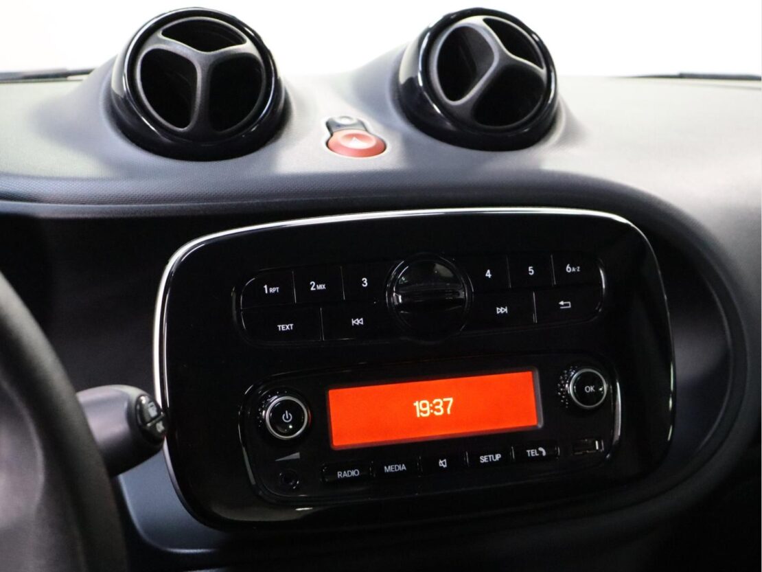 Smart Fortwo EQ passion 9