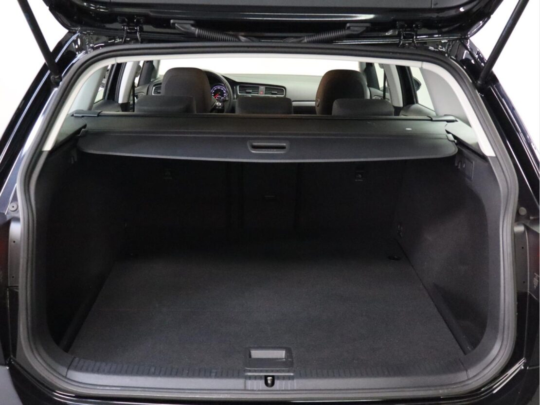 Volkswagen Golf 1.6 TDI  Confortline Variant 17