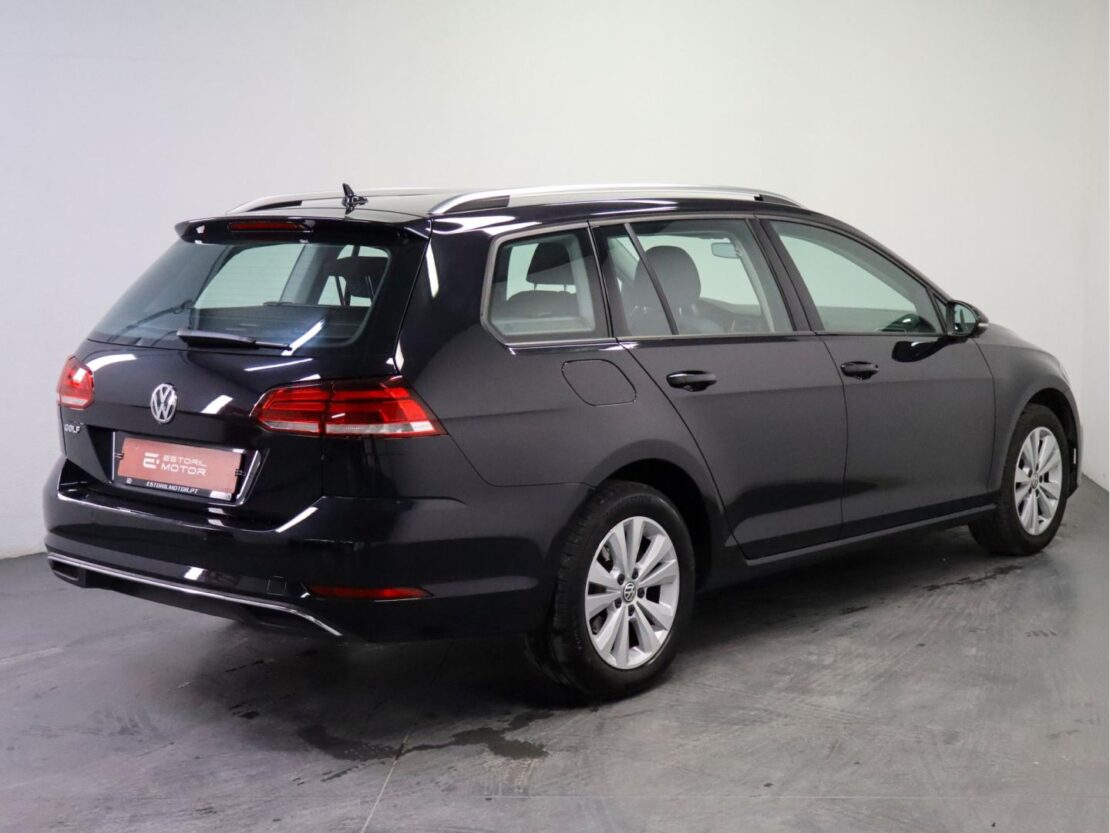 Volkswagen Golf 1.6 TDI  Confortline Variant 3