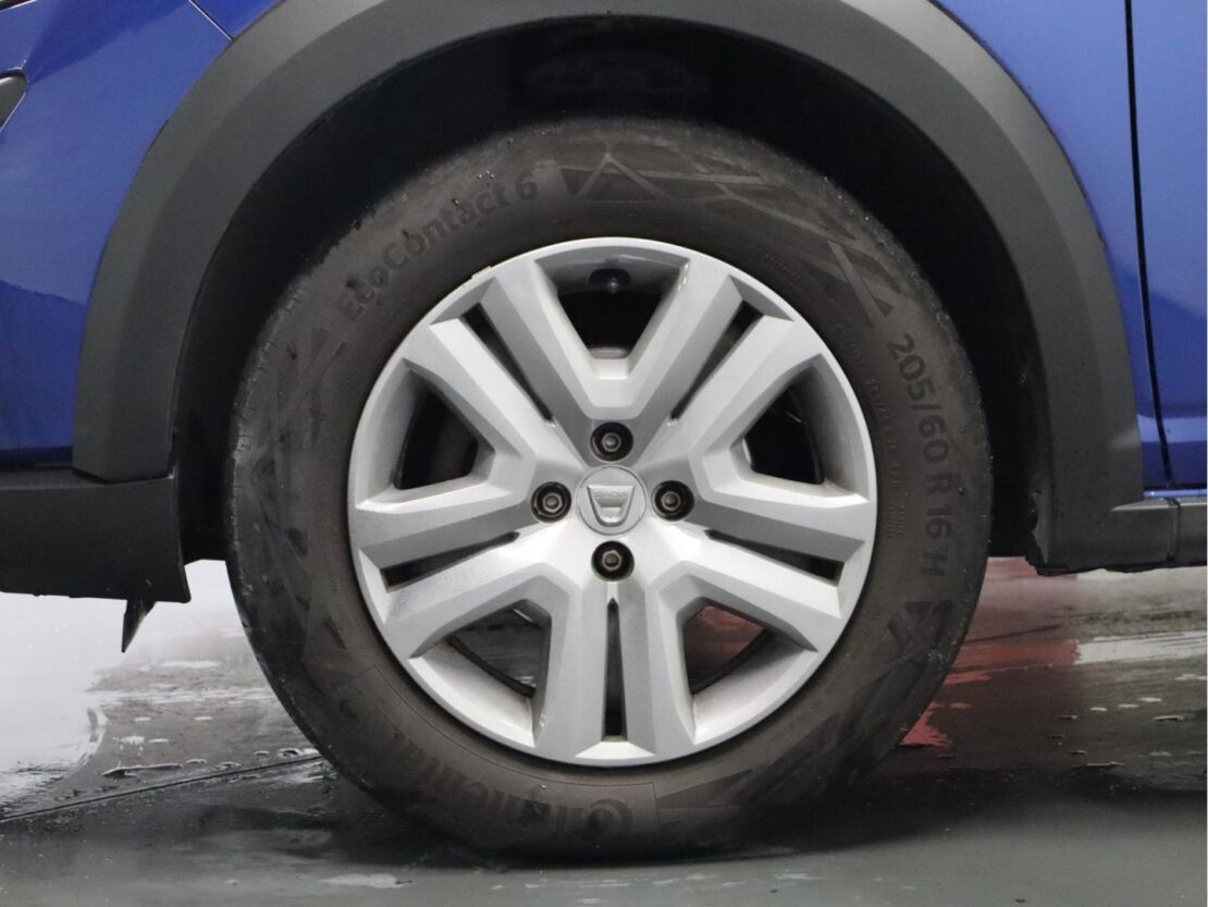 Dacia Sandero Stepway TCe 90 Essential 14