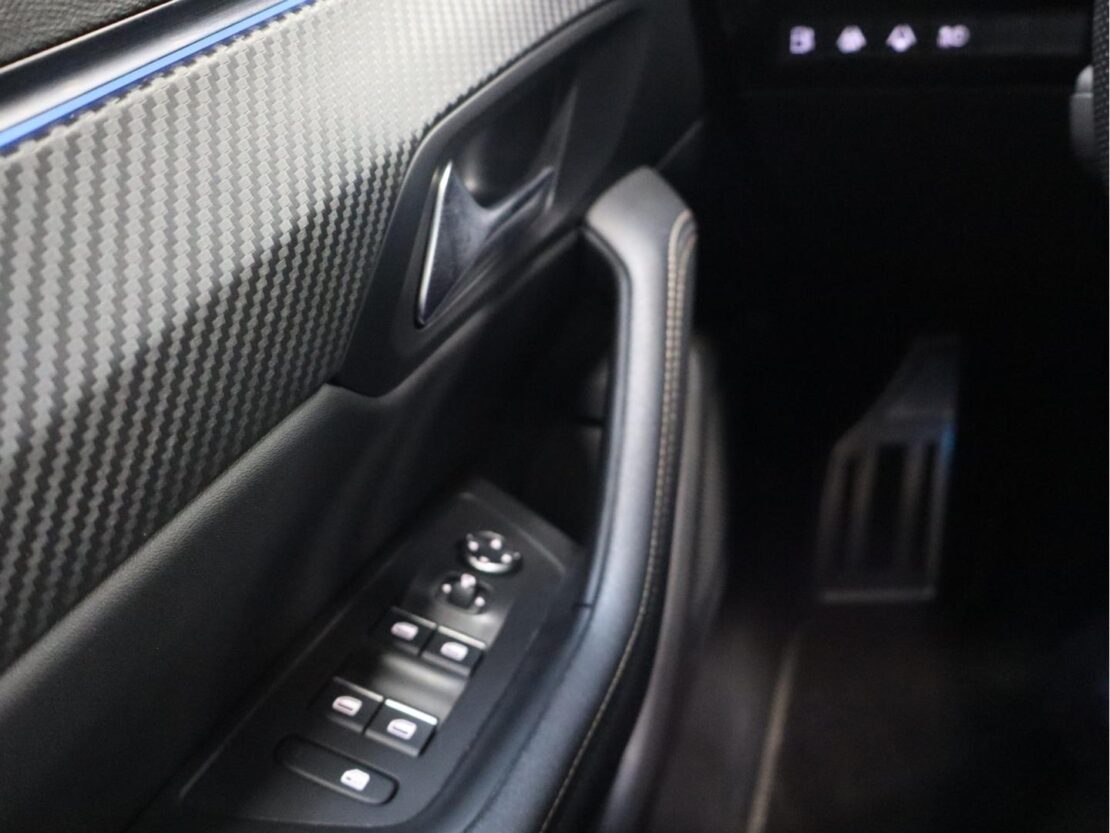 Peugeot 508 SW 1.6 Hybrid GT e-EAT8 21
