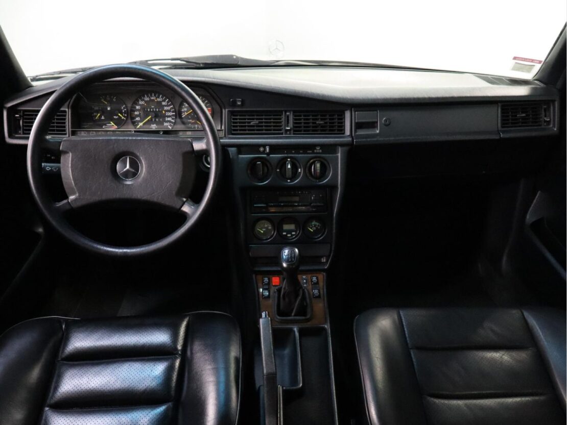 Mercedes Benz 190 E 2.5 16 8