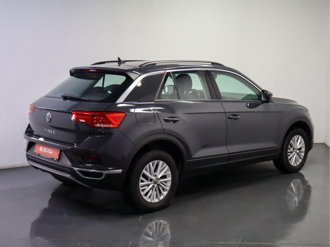 Volkswagen T-Roc 1.6 TDI STYLE 3