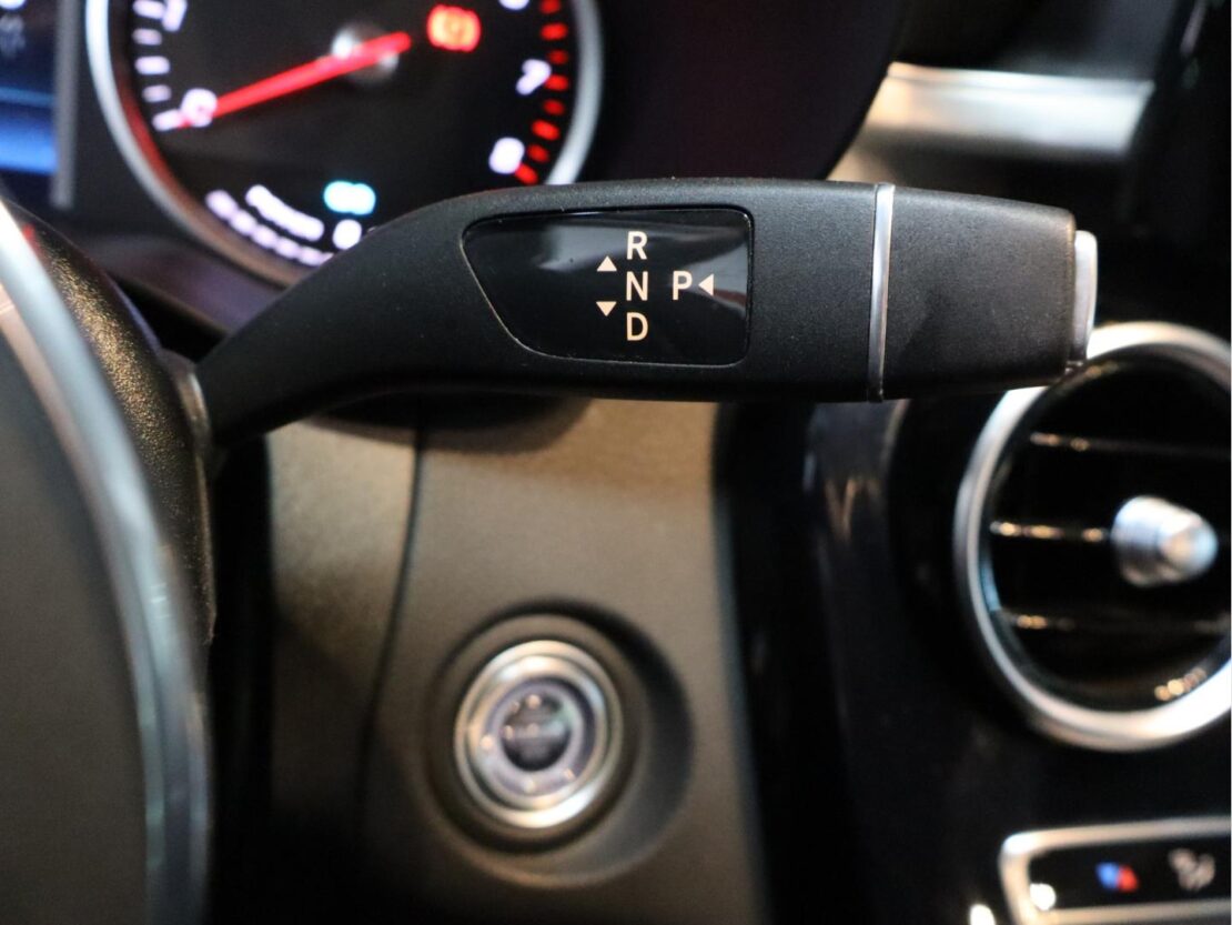 Mercedes Benz GLC SUV 300 e 4MATIC 21