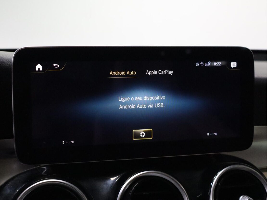 Mercedes Benz GLC SUV 300 de 4MATIC 16